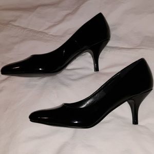 NWOT Call it Spring Black Patent‎ Pleather Pumps 10